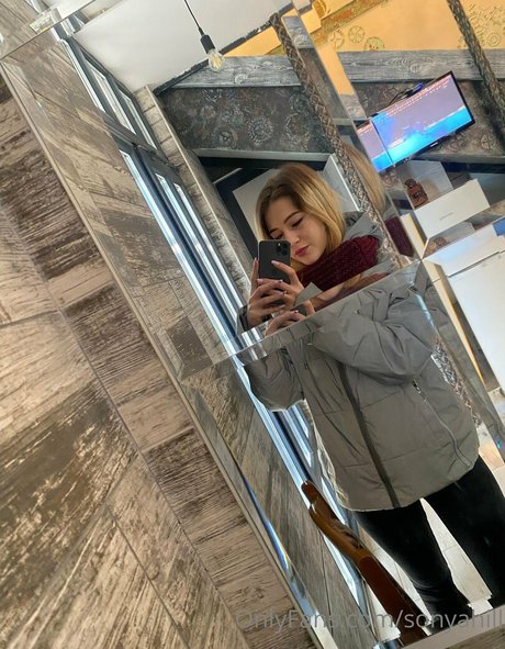 Photo nue de fuite OnlyFans de Sonyahill