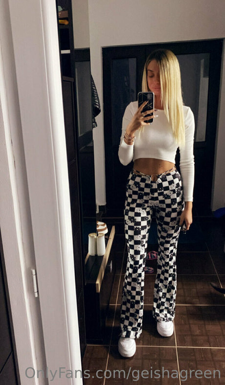 Photo nue de fuite OnlyFans de Geishagreen