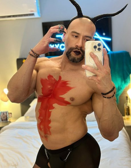 Photo nue de fuite OnlyFans de Aleolatinoxxx
