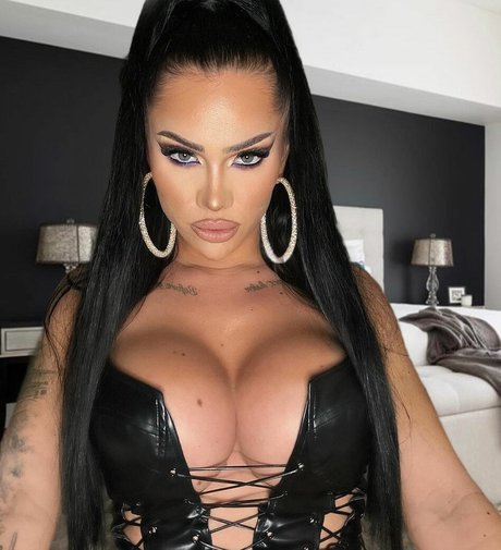 Nattasha Black