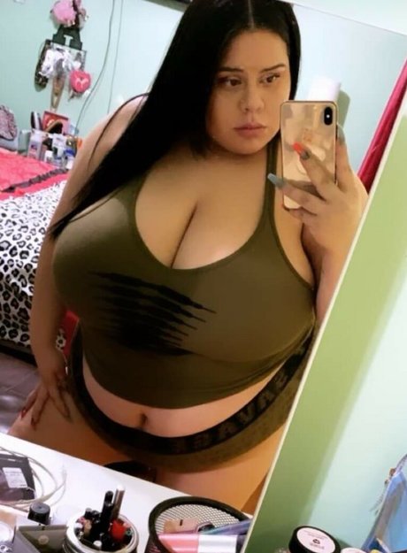 Photo nue de fuite OnlyFans de Nyxbuxom
