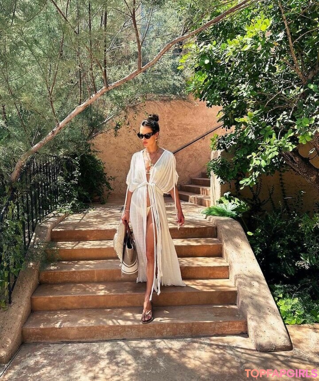 Photo nue de fuite OnlyFans de Alessandra Ambrosio #1055