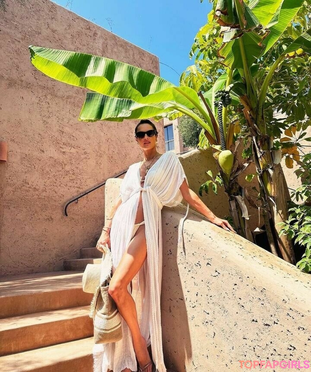 Photo nue de fuite OnlyFans de Alessandra Ambrosio #1056