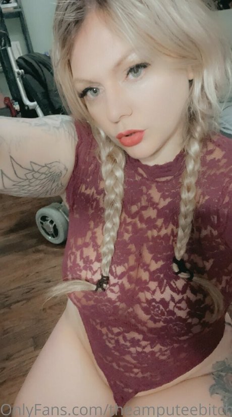 Photo nue de fuite OnlyFans de Theamputeebitch