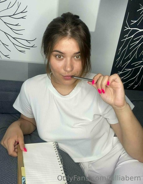 Photo nue de fuite OnlyFans de Julliabern
