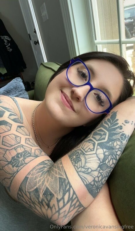 Photo nue de fuite OnlyFans de Veronicavansingfree
