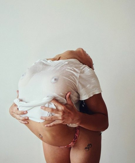 Photo nue de fuite OnlyFans de Stephanie Marieotto