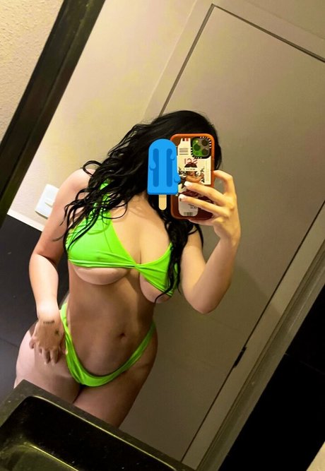 Photo nue de fuite OnlyFans de Frida Berridi