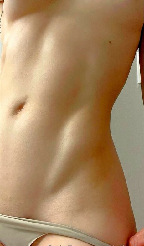 Photo nue de fuite OnlyFans de Ella Bucio