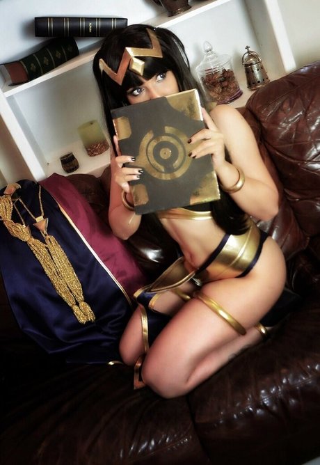 Shermie Cosplay