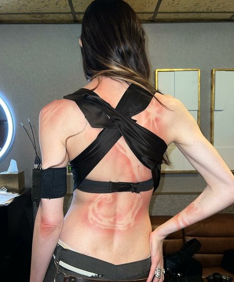 Photo nue de fuite OnlyFans de Caroline Polachek