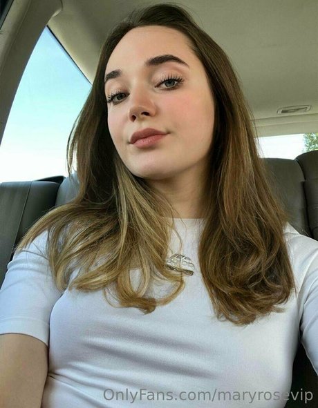 Photo nue de fuite OnlyFans de Maryrosevip