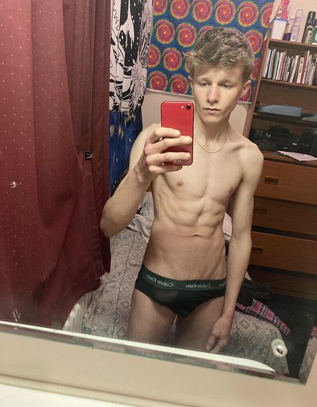 Photo nue de fuite OnlyFans de Aidentwink