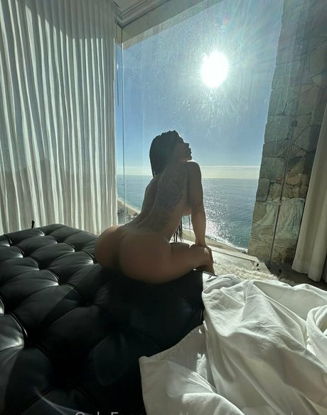 Photo nue de fuite OnlyFans de Angellyummy