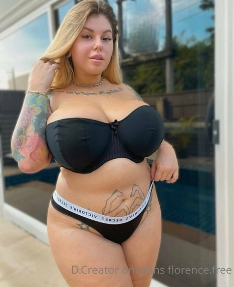 Photo nue de fuite OnlyFans de Florencefree