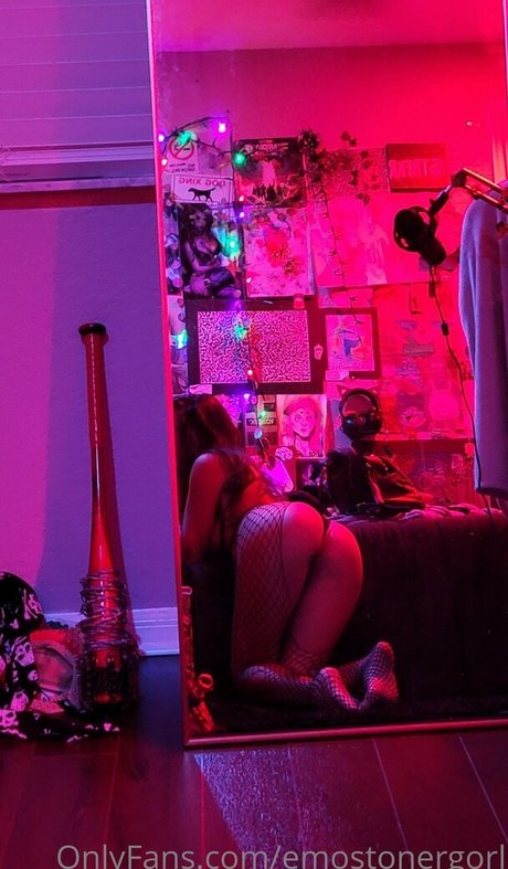 Photo nue de fuite OnlyFans de Emostonergorl