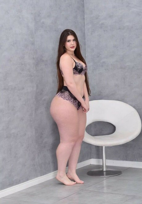 Photo nue de fuite OnlyFans de Nicolle Caroline