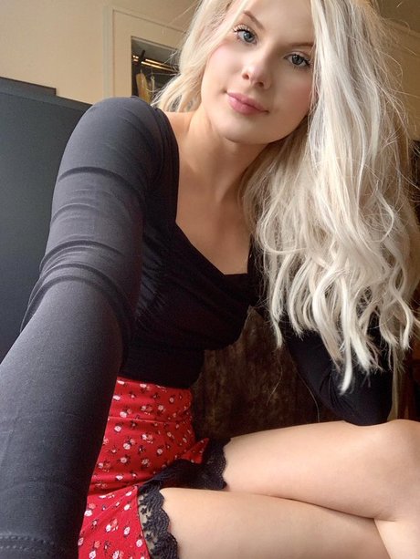 Photo nue de fuite OnlyFans de Riley Sinclair