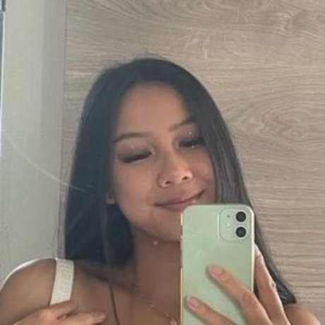 Photo nue de fuite OnlyFans de Sswalloww