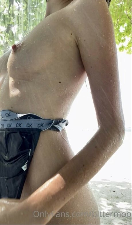 Photo nue de fuite OnlyFans de Robinsoncrusoe