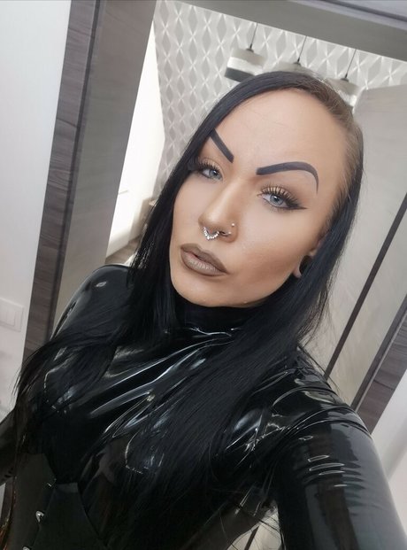 Photo nue de fuite OnlyFans de Shinyqueen