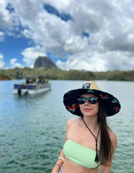 Photo nue de fuite OnlyFans de Gabriela Bianca
