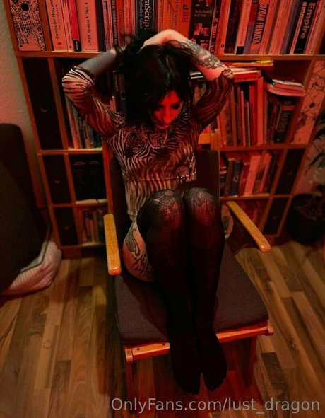 Photo nue de fuite OnlyFans de Drakenlady