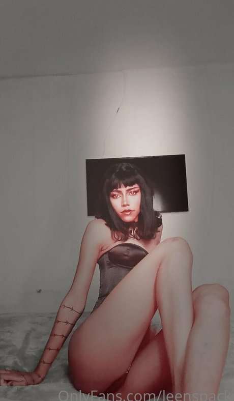 Photo nue de fuite OnlyFans de Viollet Collins