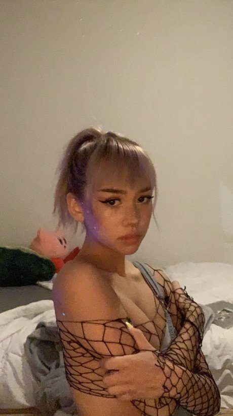Thisbicthdied