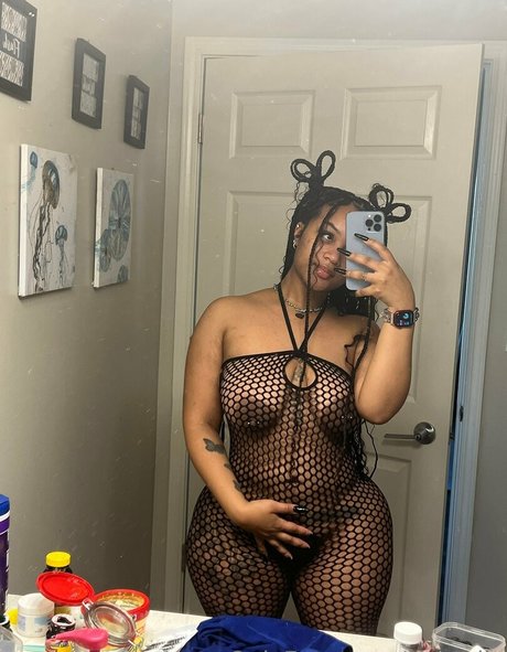 Photo nue de fuite OnlyFans de Stormiiy
