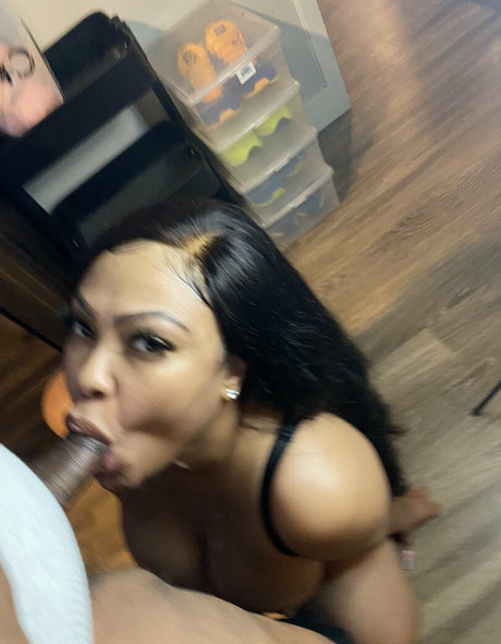 Photo nue de fuite OnlyFans de Lacey Duvalle