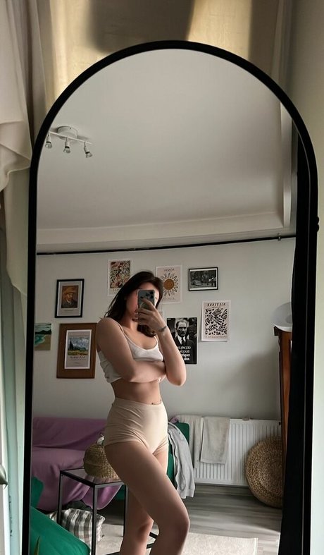 Photo nue de fuite OnlyFans de Buse Yilmaz