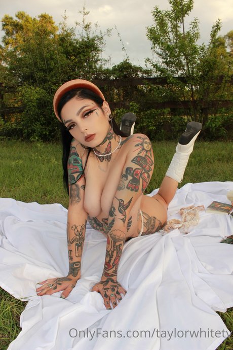 Photo nue de fuite OnlyFans de Taylor White