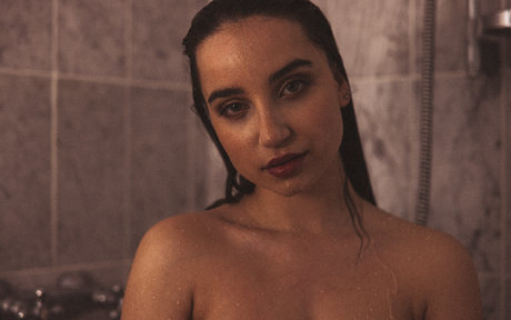 Photo nue de fuite OnlyFans de Celine Fairon