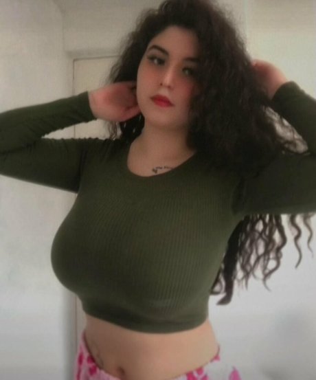 Samantha Fernandez