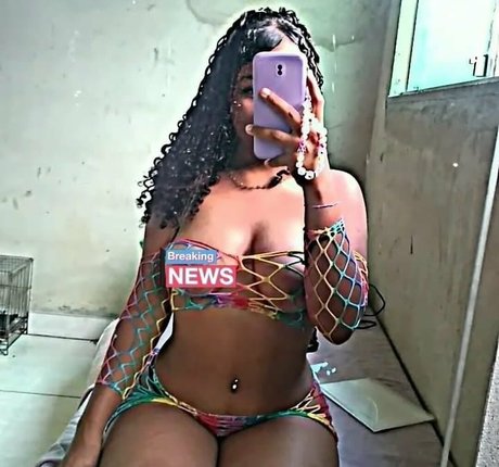 Photo nue de fuite OnlyFans de Caiu Na Net Amadoras