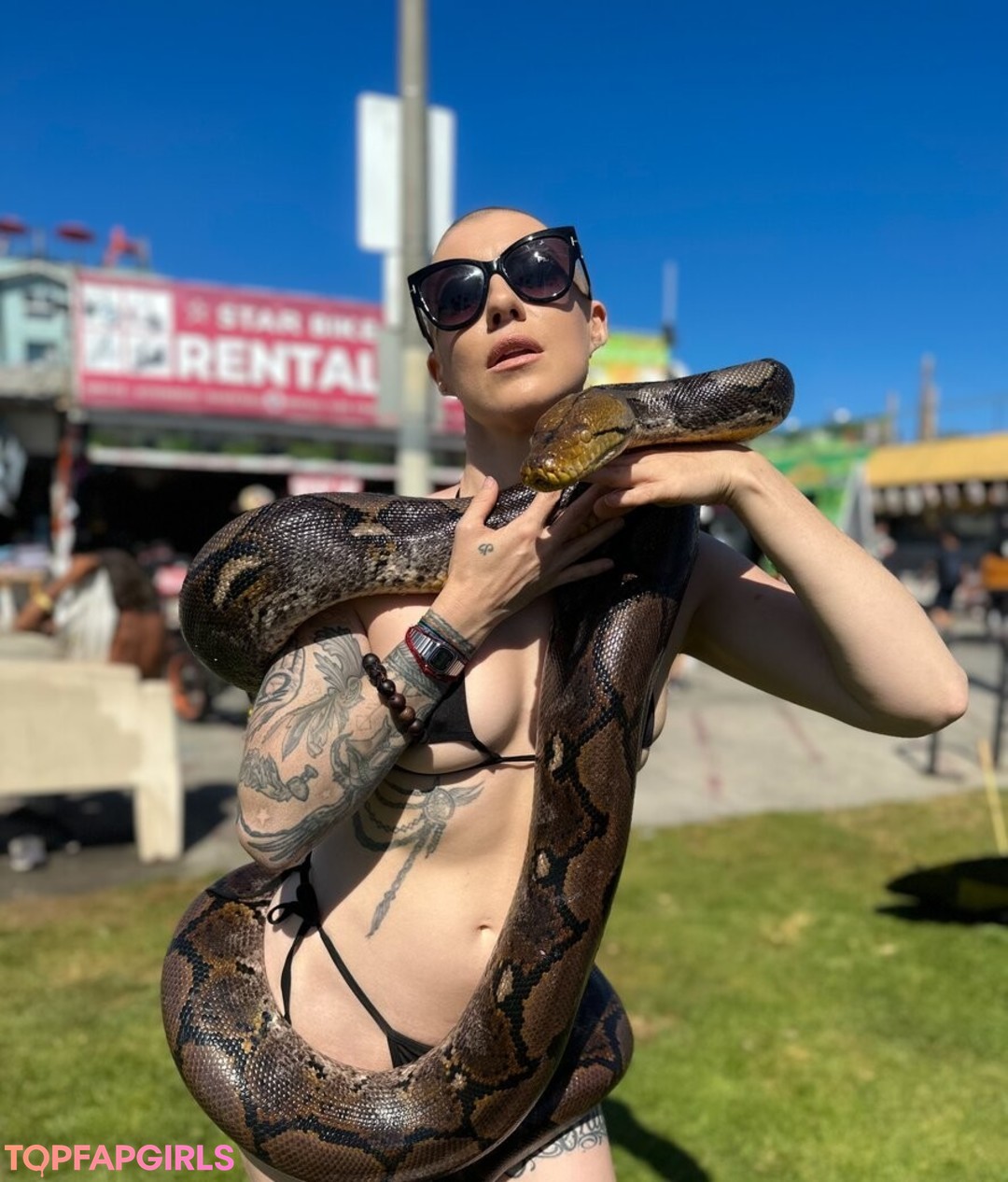 Photo nue de fuite OnlyFans de Comicbookgirl19 #936 Photo nue de fuite OnlyFans de Comicbookgirl19 #936