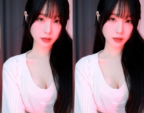 Photo nue de fuite OnlyFans de Woohankyung