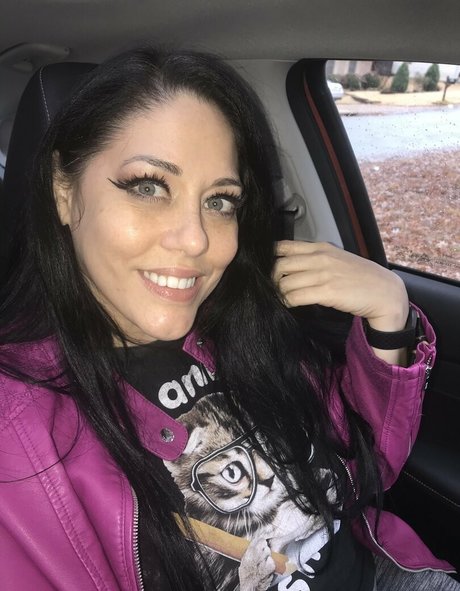 Photo nue de fuite OnlyFans de Missleanalee