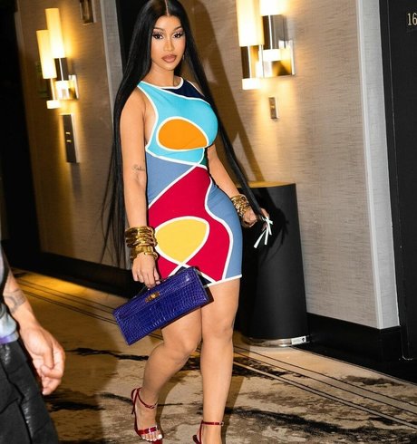 Photo nue de fuite OnlyFans de Cardi B