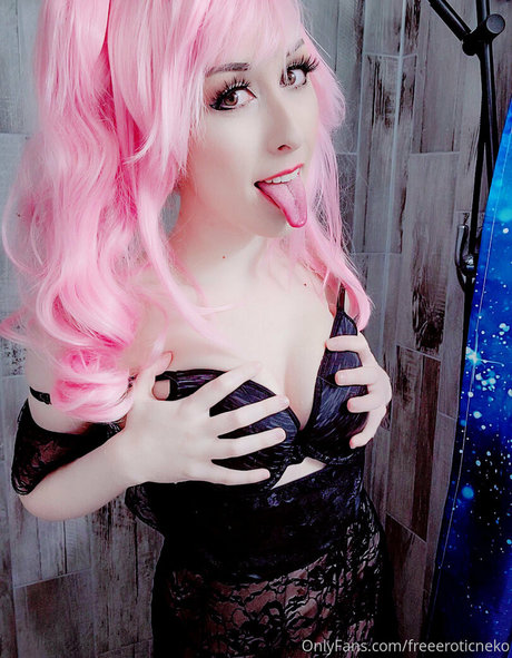 Photo nue de fuite OnlyFans de Freeeroticneko