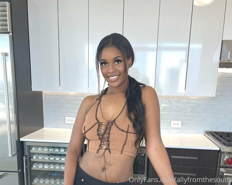 Photo nue de fuite OnlyFans de Allyfromthesouth