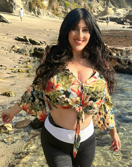 Photo nue de fuite OnlyFans de Officialantonellakahllo