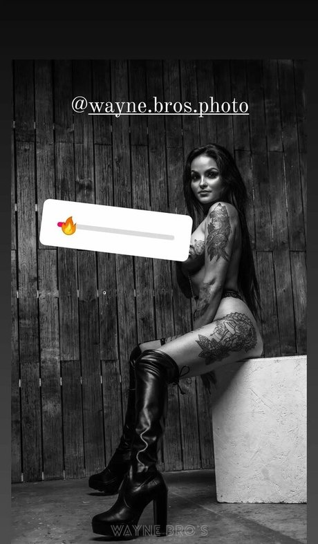 Photo nue de fuite OnlyFans de Dzsenifer Vajai