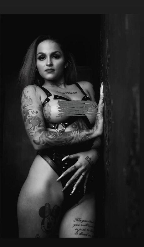 Dzsenifer Vajai