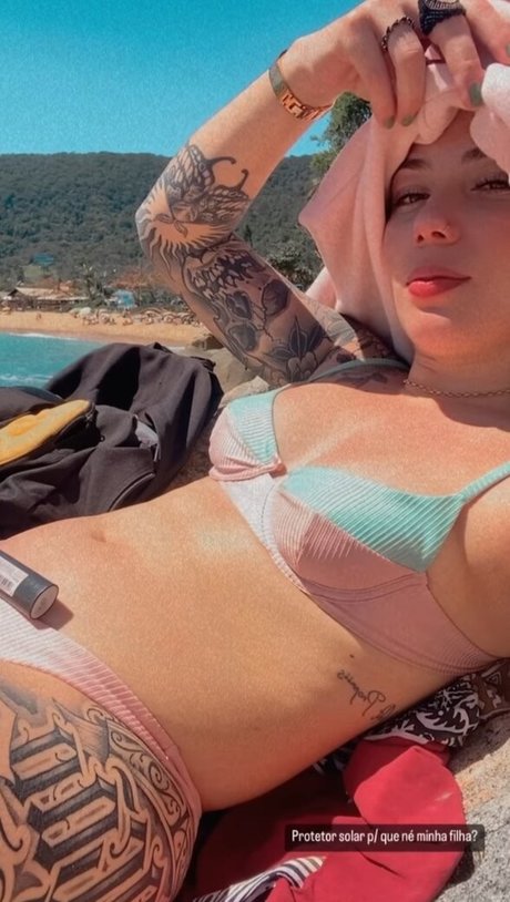 Photo nue de fuite OnlyFans de Fernanda Bommerich