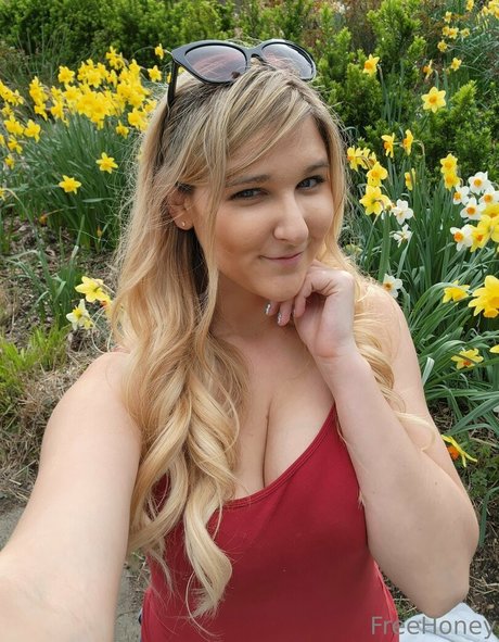 Photo nue de fuite OnlyFans de Freehoney