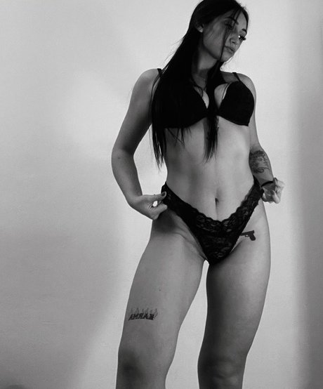 Photo nue de fuite OnlyFans de Sara Secciss