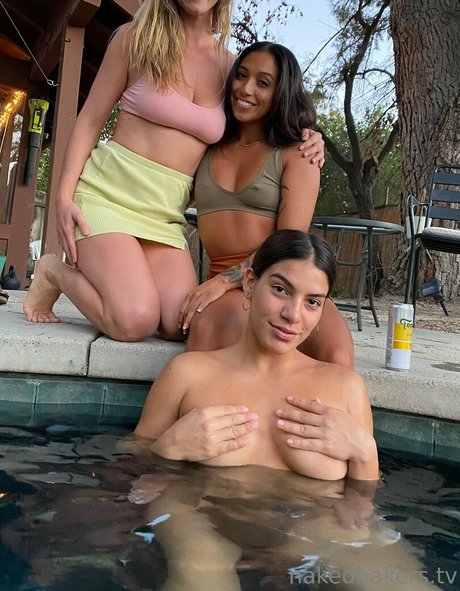 Nakedbakers