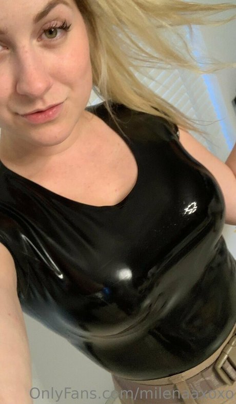 Photo nue de fuite OnlyFans de Milenaaxoxo